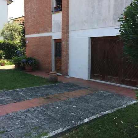 Holiday home Casa Viareggio